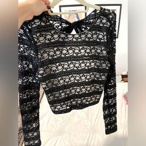 Alice + Olivia lace cropped top size 6